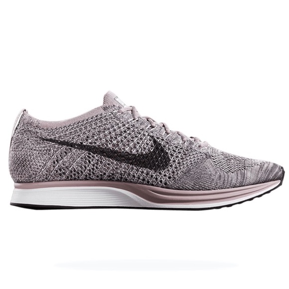 flyknit racer lavender